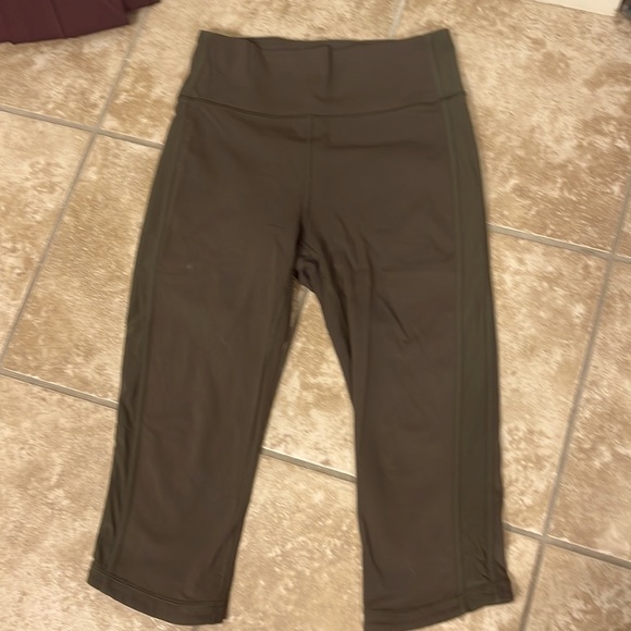 Lululemon leggings - Picture 2 of 3